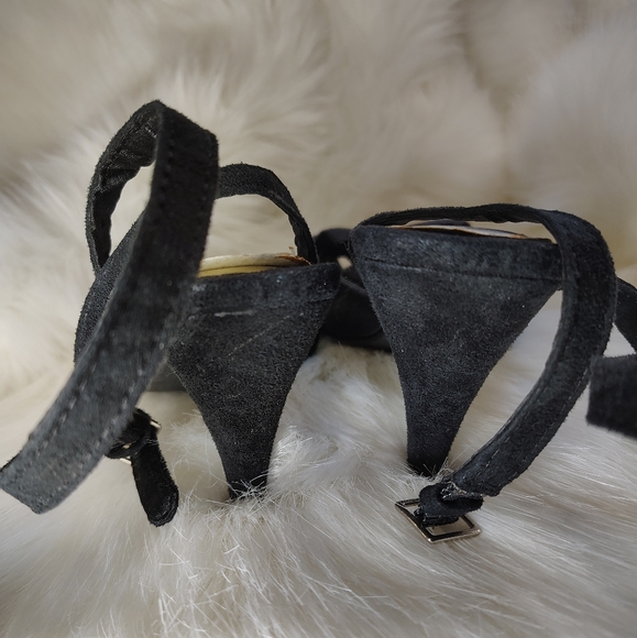 Bow Kitten Heels - Picture 8 of 15